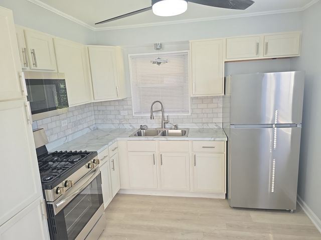 138 Algonquin Street, Park Forest, IL 60466