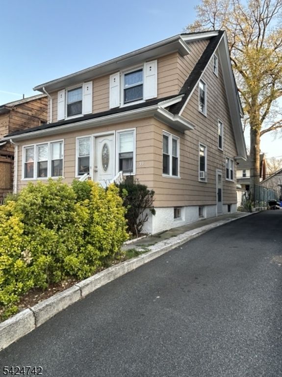 39 Wayne Ave, East Orange City, NJ 07018 — photo 4