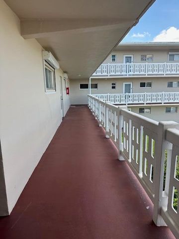 2770 S GARDEN Drive S 208, Lake Worth, FL 33461
