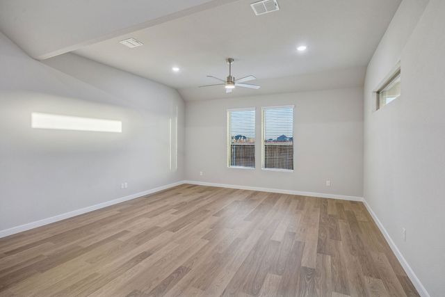 425 Hundred Acre Drive, Waxahachie, TX 75165