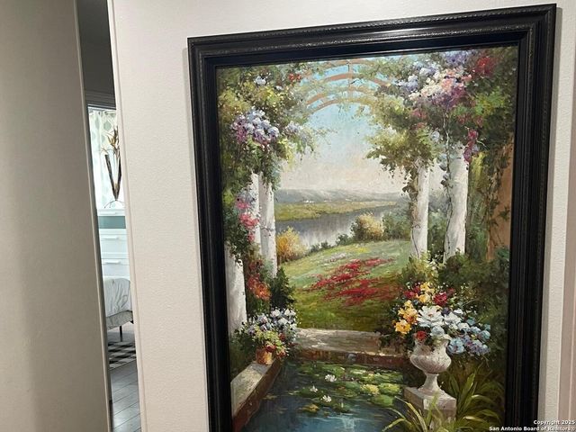 8002 Valley Trails St, San Antonio, TX 78250