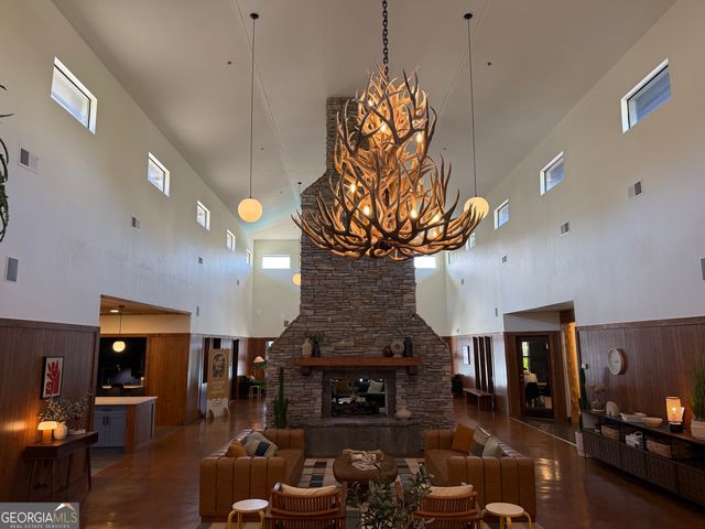 211 North Avenue 1224, Athens, GA 30601