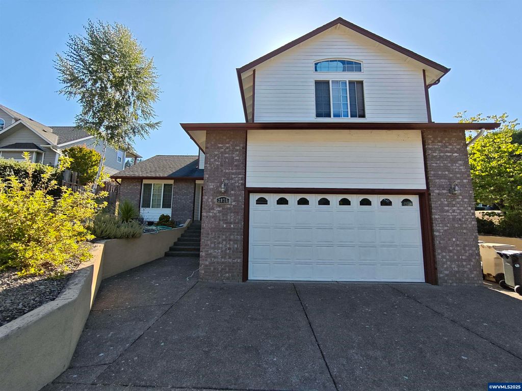 2875 NW 13th St, Corvallis, OR 97330