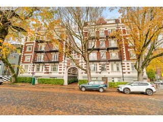 1811 Nw COUCH St 506, Portland, OR 97209