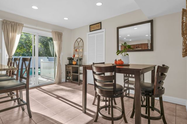 7 Simek Lane, Middletown, NJ 07758