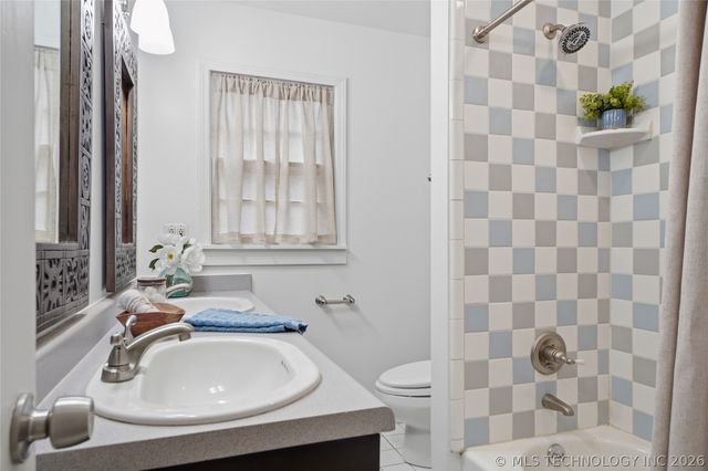 3534 S New Haven Avenue, Tulsa, OK 74135