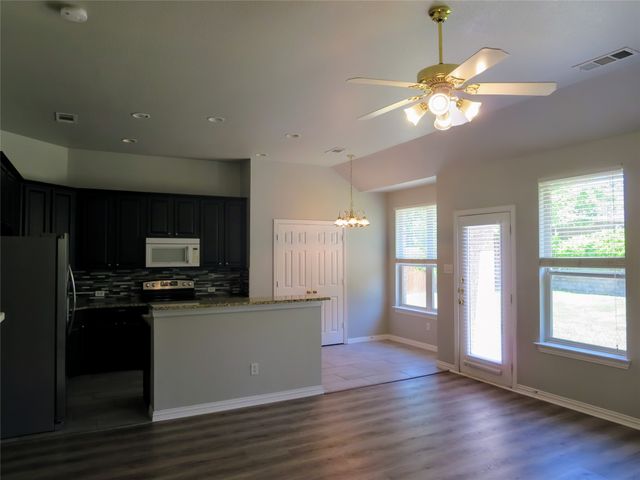 8376 Davis Drive, Frisco, TX 75036