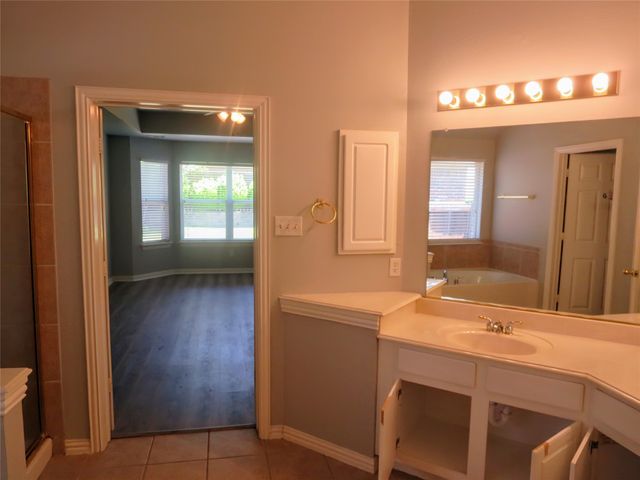 8376 Davis Drive, Frisco, TX 75036