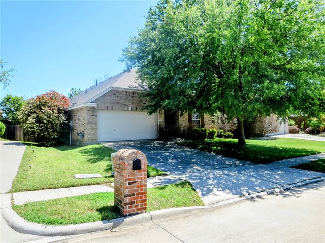 8376 Davis Drive, Frisco, TX 75036