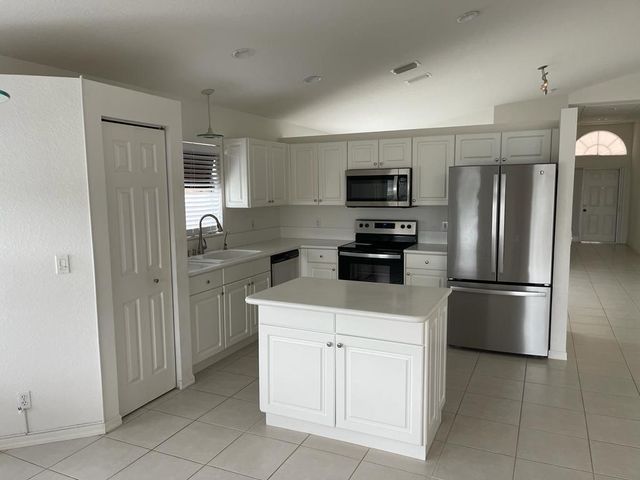 4178 Bluff Harbor Way, Wellington, FL 33449