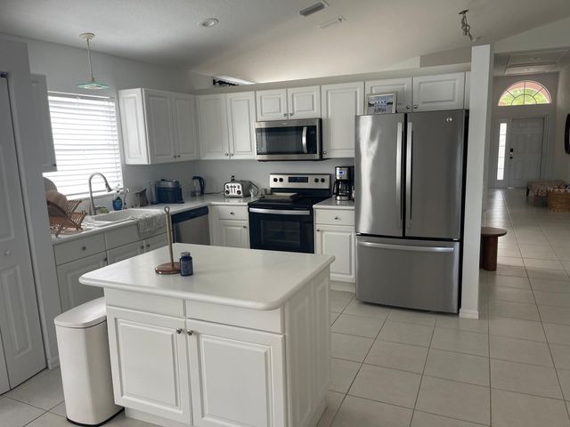 4178 Bluff Harbor Way, Wellington, FL 33449