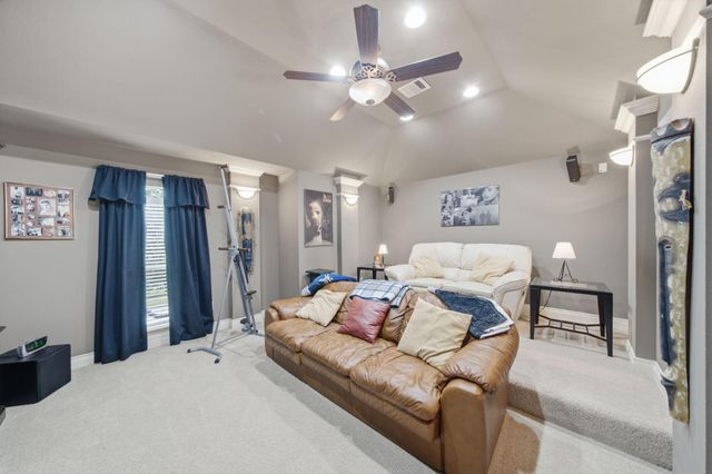 1020 Broad Bay Lane, League City, TX 77573