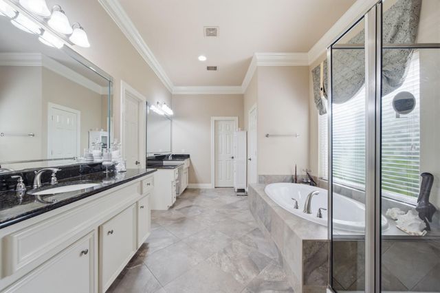 1020 Broad Bay Lane, League City, TX 77573