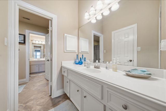 1020 Broad Bay Lane, League City, TX 77573