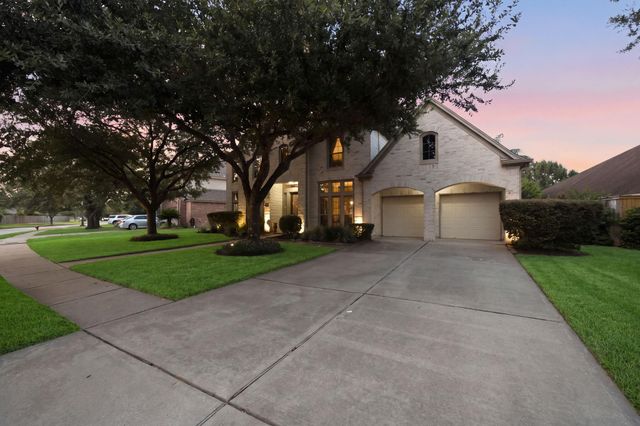 1020 Broad Bay Lane, League City, TX 77573