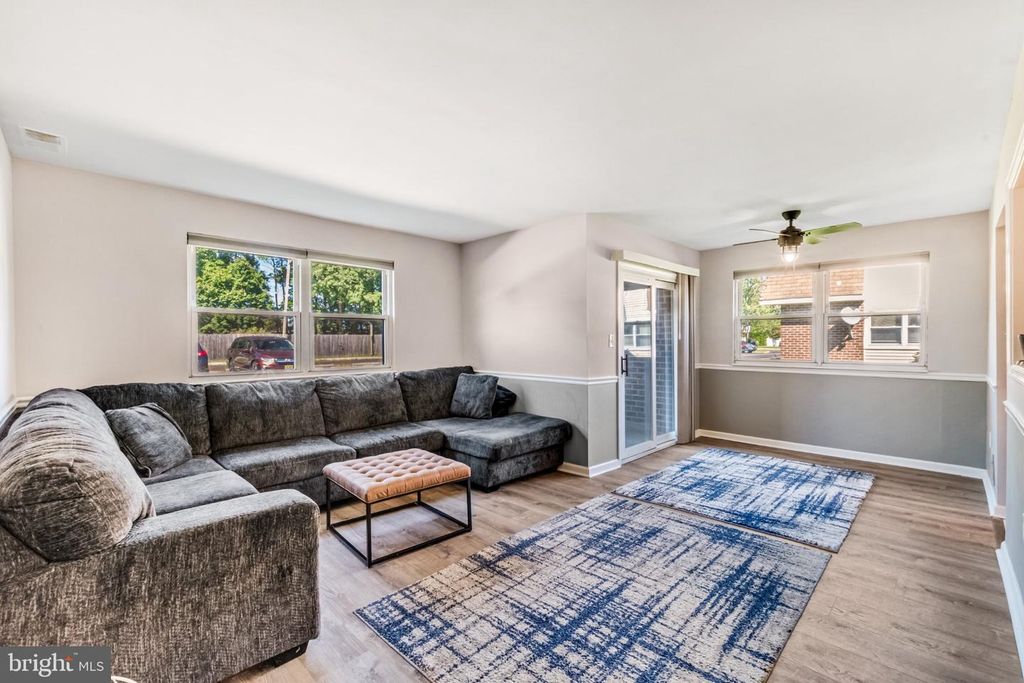13-2 FLORENCE TOLLGATE PL, Florence, NJ 08518 — photo 4