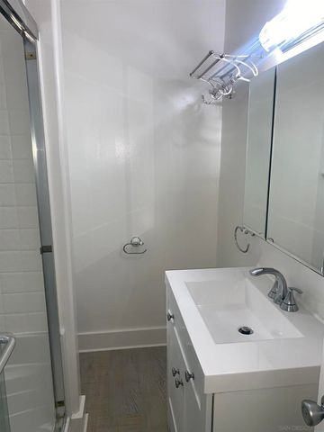 7855 Exchange Pl, La Jolla, CA 92037