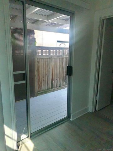 7855 Exchange Pl, La Jolla, CA 92037