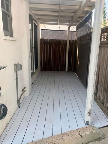 7855 Exchange Pl, La Jolla, CA 92037