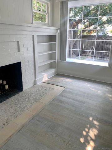 7855 Exchange Pl, La Jolla, CA 92037