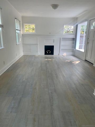 7855 Exchange Pl, La Jolla, CA 92037