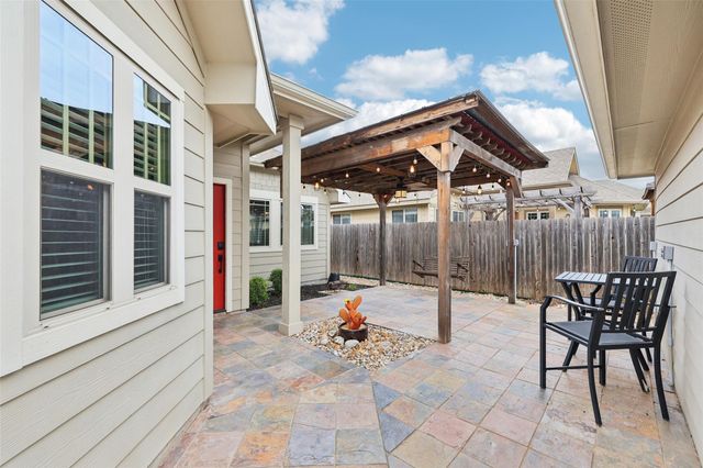 238 Rock Bluff LN, San Marcos, TX 78666
