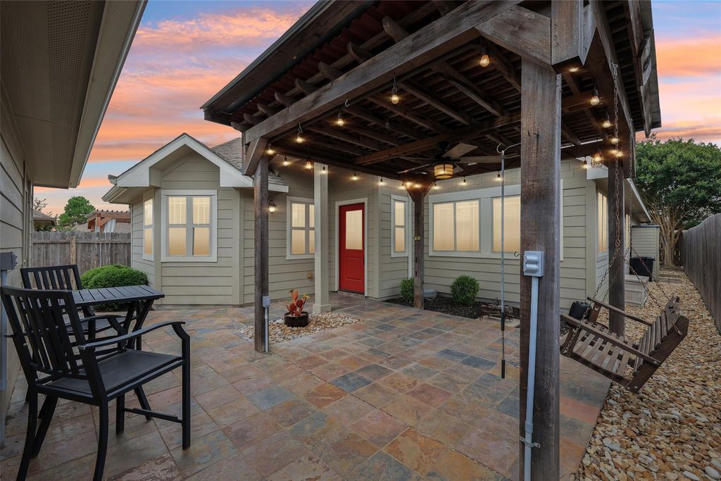 238 Rock Bluff LN, San Marcos, TX 78666