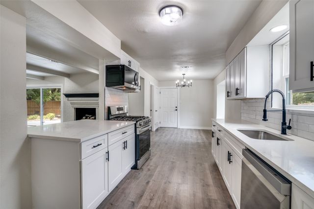 11335 Drummond Circle, Dallas, TX 75228