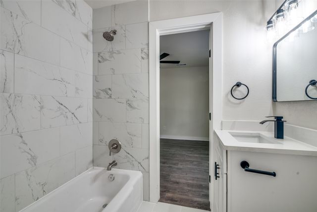 11335 Drummond Circle, Dallas, TX 75228