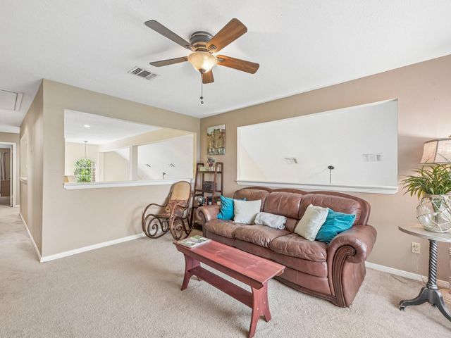 4758 Oakmont Court, League City, TX 77573