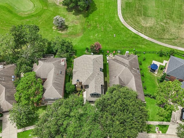 4758 Oakmont Court, League City, TX 77573