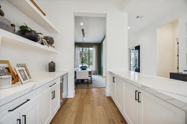 1315 Gardenia Drive, Houston, TX 77018
