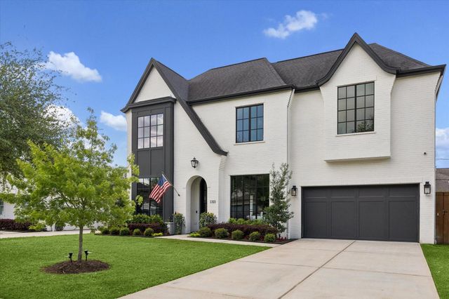 1315 Gardenia Drive, Houston, TX 77018