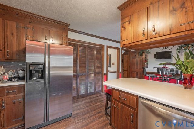 11709 Cliff Lawn Dr, Chester, VA 23831