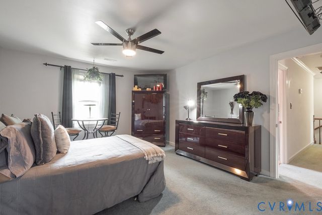 11709 Cliff Lawn Dr, Chester, VA 23831