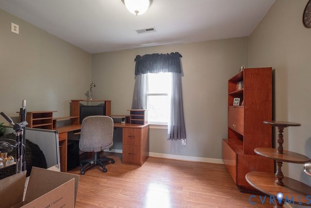 11709 Cliff Lawn Dr, Chester, VA 23831