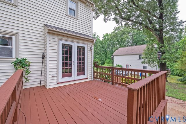 11709 Cliff Lawn Dr, Chester, VA 23831