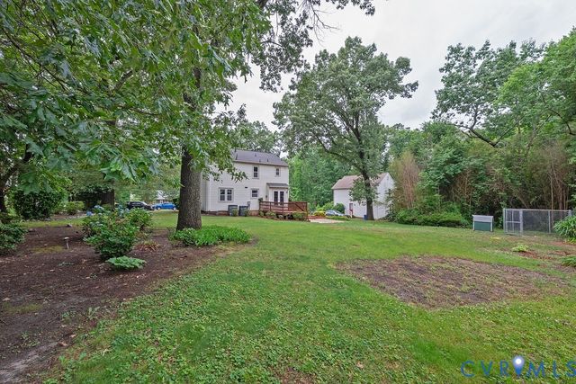 11709 Cliff Lawn Dr, Chester, VA 23831