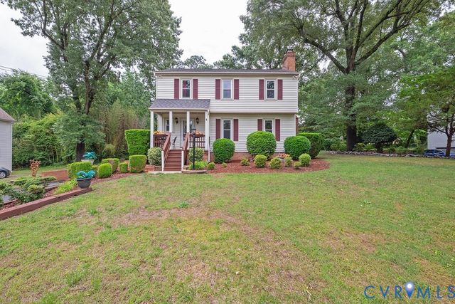 11709 Cliff Lawn Dr, Chester, VA 23831