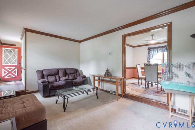 11709 Cliff Lawn Dr, Chester, VA 23831