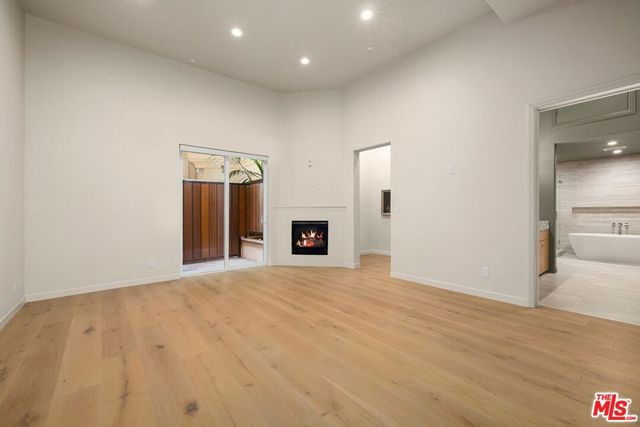16123 W Sunset Boulevard 105, Pacific Palisades, CA 90272
