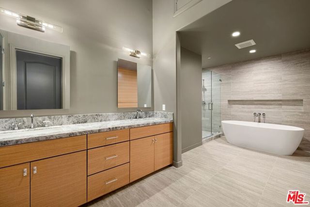 16123 W Sunset Boulevard 105, Pacific Palisades, CA 90272