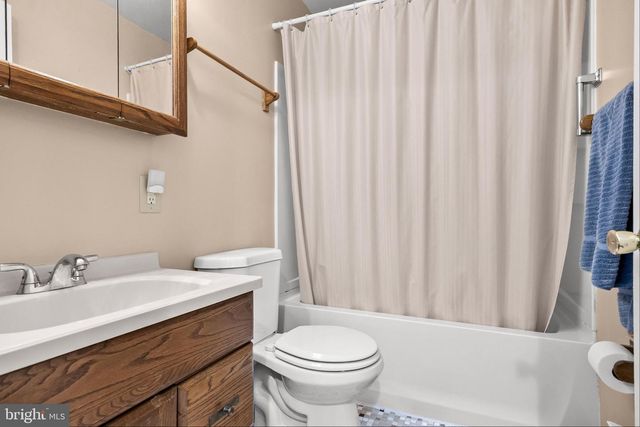 44 KINGSTON WAY, Southampton, NJ 08088