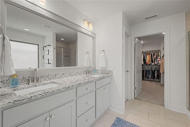 3226 Summer View Avenue, Springdale, AR 72764