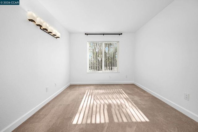 140 140 Reflections Dr 21, San Ramon, CA 94583