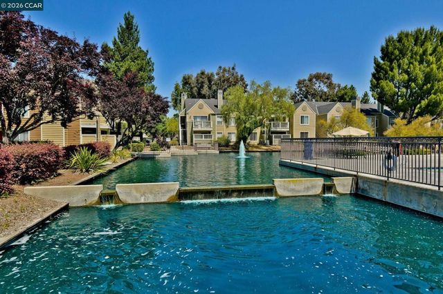 140 140 Reflections Dr 21, San Ramon, CA 94583