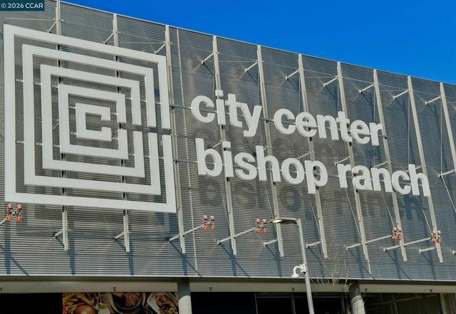 140 140 Reflections Dr 21, San Ramon, CA 94583