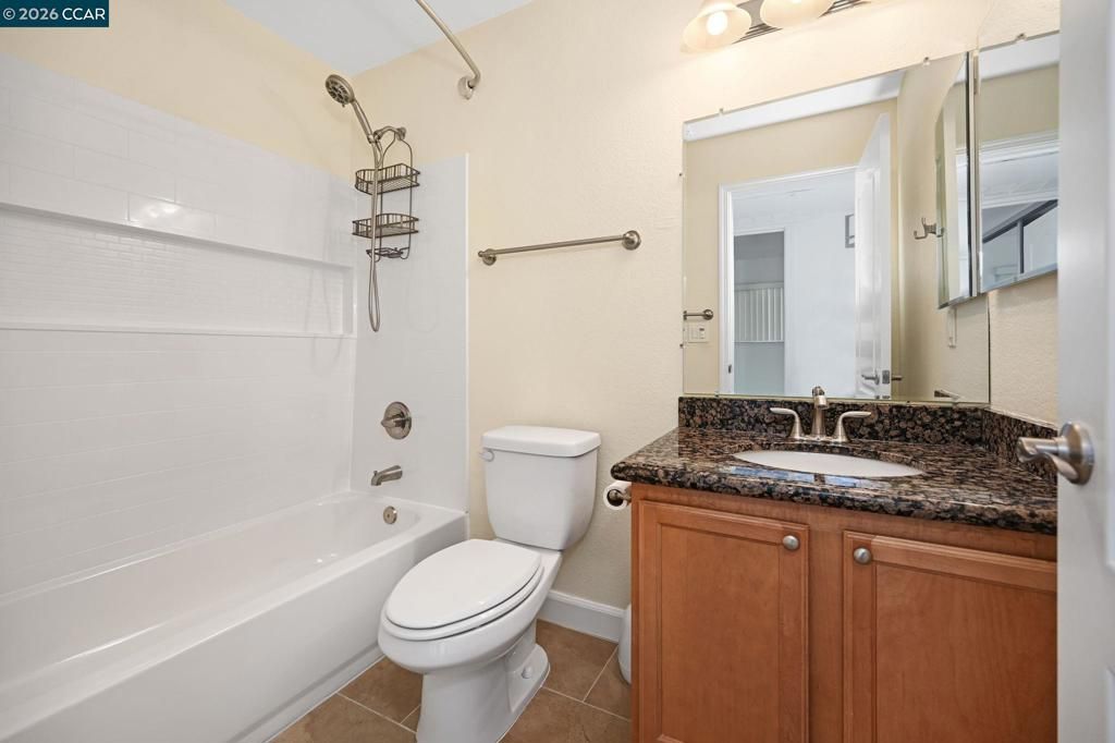 Image 15 of property listing at 140 140 Reflections Dr 21, San Ramon, CA 94583