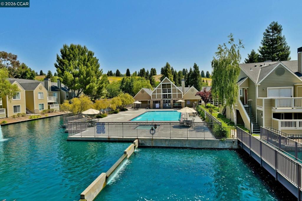 Image 19 of property listing at 140 140 Reflections Dr 21, San Ramon, CA 94583