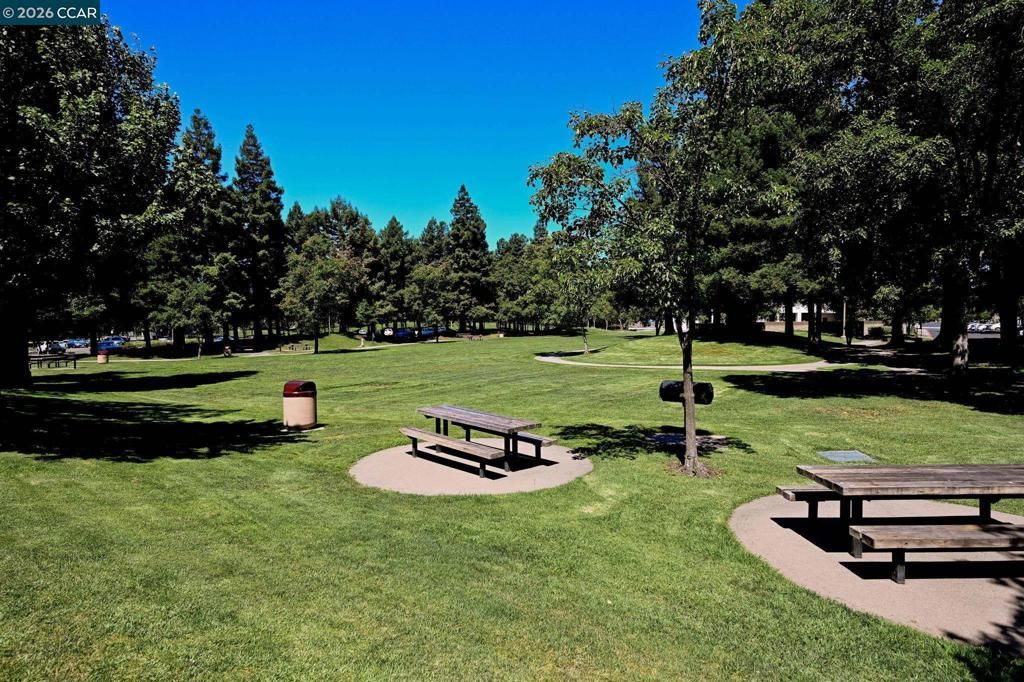 Image 30 of property listing at 140 140 Reflections Dr 21, San Ramon, CA 94583